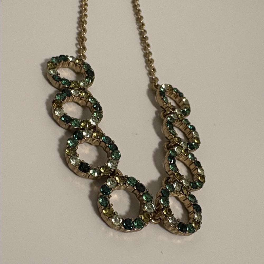 NWT [J. Crew] Green/Gold Gemstone Crystal Wreath Statement Adjustable Necklace - Picture 8 of 10